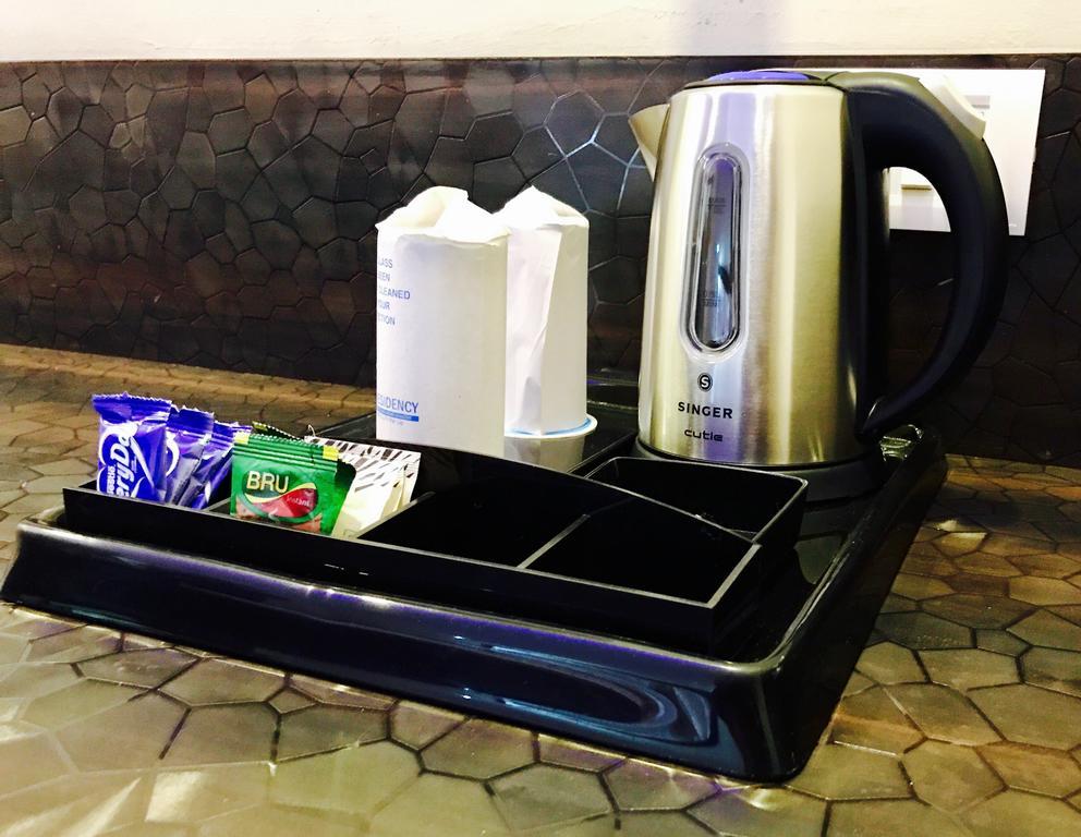 The Park Residency Hotell Greater Noida Exteriör bild