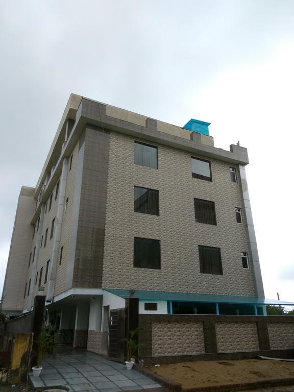 The Park Residency Hotell Greater Noida Exteriör bild